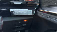 Renault Austral E-Tech FHEV Iconic Esprit Alpine 5dr Auto 4C Hybrid Estate